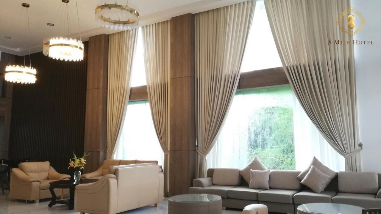 8 Mile Hotel Yangon Esterno foto